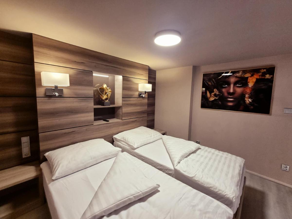 Apartmany Etenia Kadaň Екстериор снимка