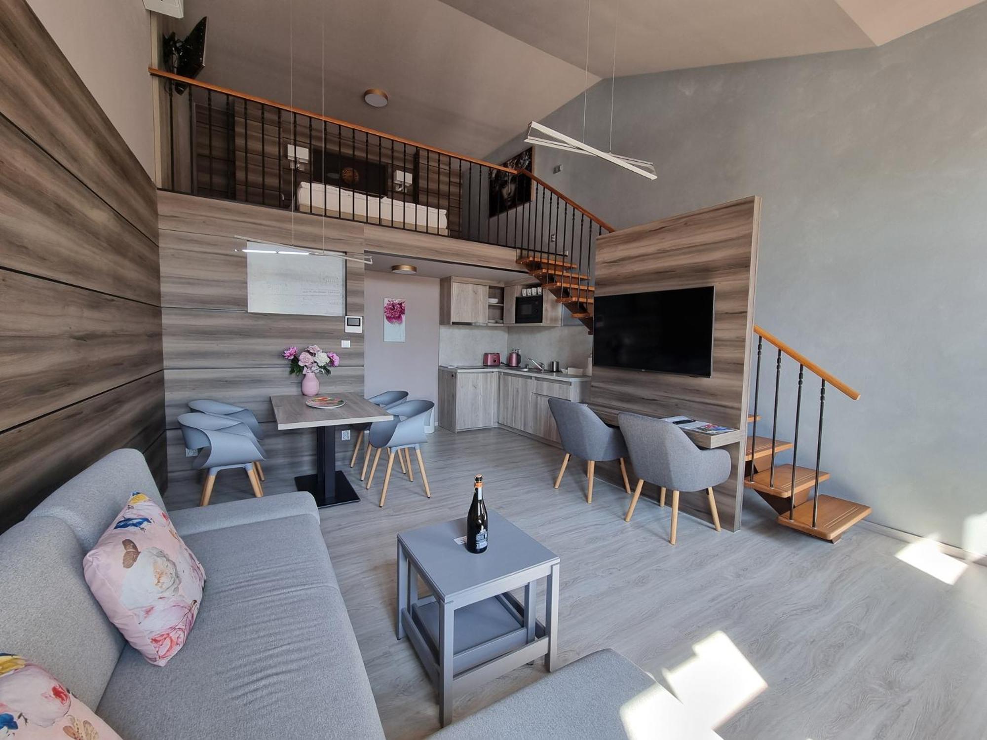 Apartmany Etenia Kadaň Екстериор снимка