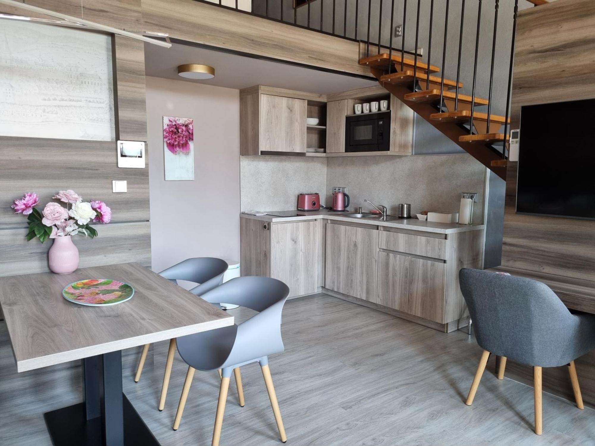 Apartmany Etenia Kadaň Екстериор снимка